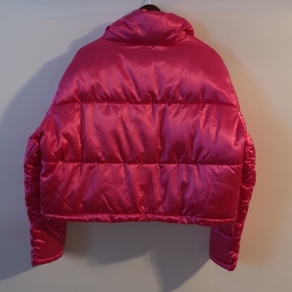 Women's 7 For All Mankind Winter Puffer Coat Crop Square Vibrant Pink Medium P - Picture 6 of 7